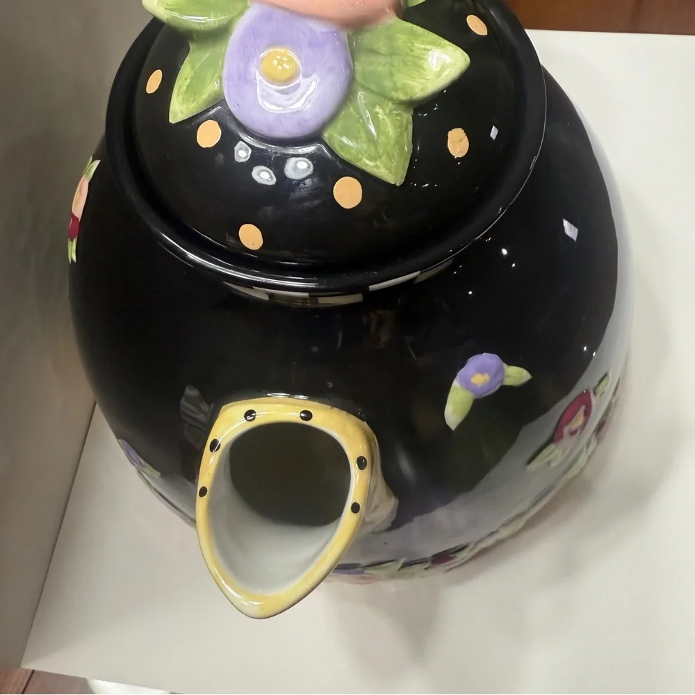 Mary Engelbreit Cottage rose teapot - Picture 4 of 13